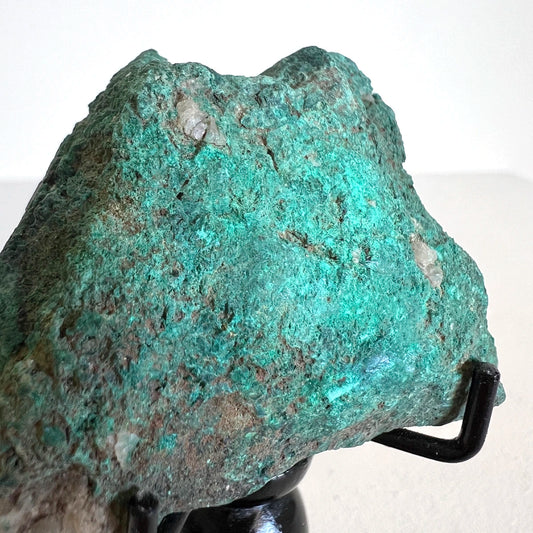 Numero 37 Crisocola en pedestal Minerales