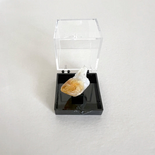 Número37 cuarzo citrino minerales