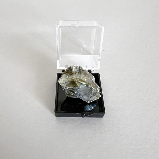 Número37 mica verde minerales