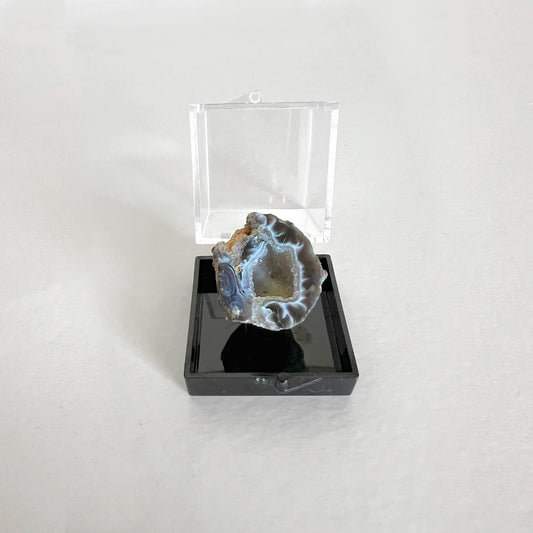 Número37 mini geoda 04 minerales