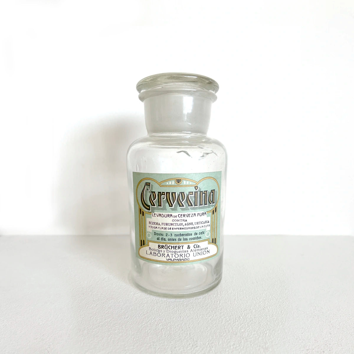 Número37 Antigua botella farmacéutica "Cervecina" decoración antigüedades