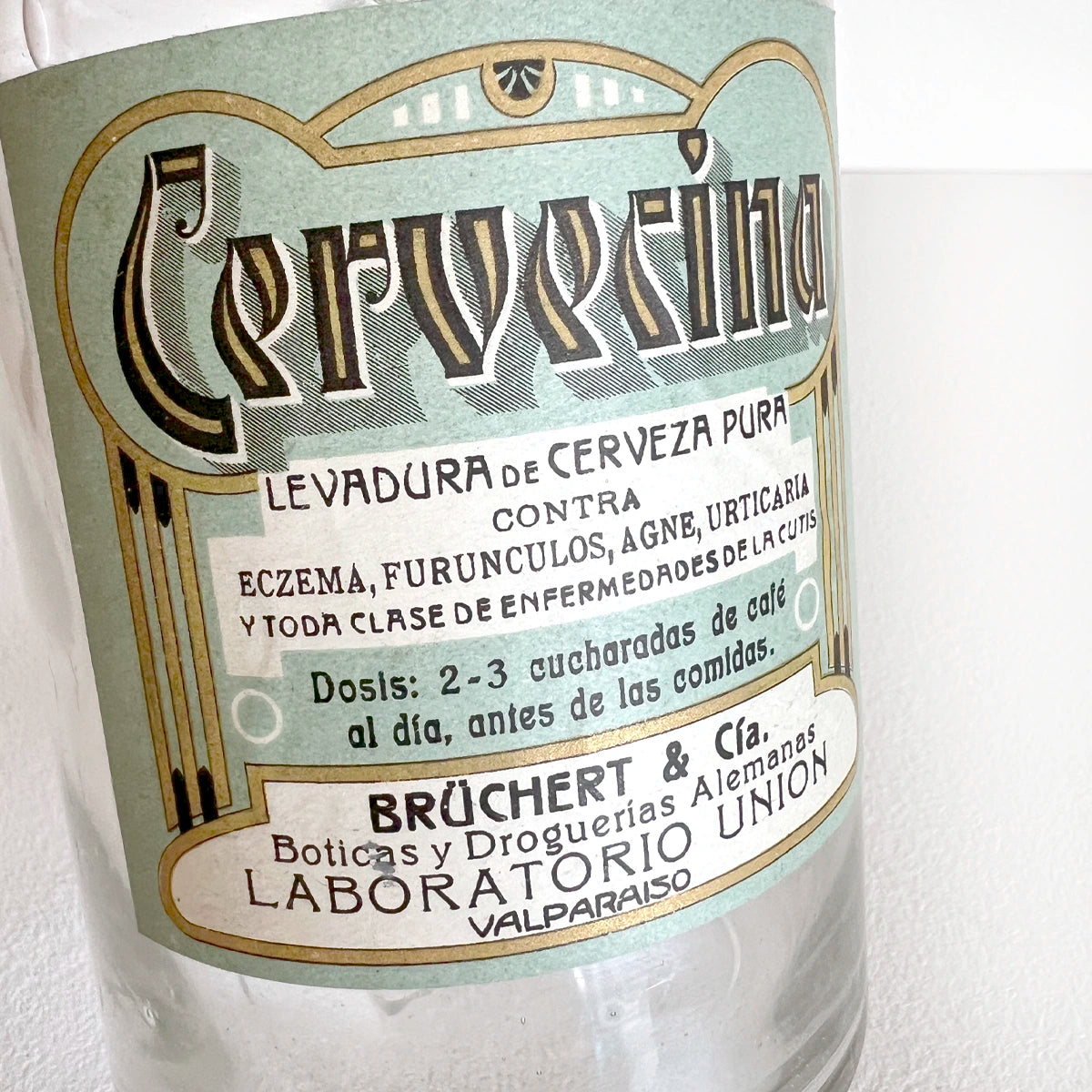 Número37 Antigua botella farmacéutica "Cervecina" decoración antigüedades